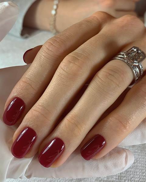 SMALTO CND VINYLUX Cherry Apple